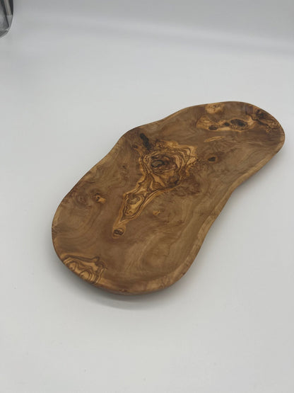 Charcuterie Tray / Fruit Tray - Tunsouk | Premium Olive Oil 🫒 & Olivewood