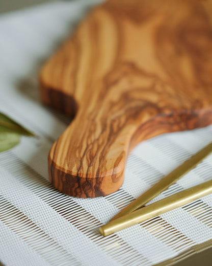 Handcrafted Olive Wood Cutting Board - Tunsouk | Premium Olive Oil 🫒 & Olivewood