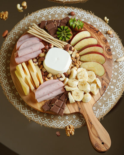 Handcrafted Olive Wood Cutting Board – Rustic & Elegant Kitchen Essential - Tunsouk | Premium Olive Oil 🫒 & Olivewood