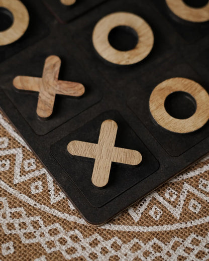 Handcrafted Wooden Tic - Tac - Toe Game - Tunsouk | Premium Olive Oil 🫒 & Olivewood