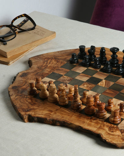 Minimalist CHESS SET WITHOUT FOOTHOLD IRREGULAR RUSTIC | FREE PERSONALIZATION - Tunsouk | Premium Olive Oil 🫒 & Olivewood