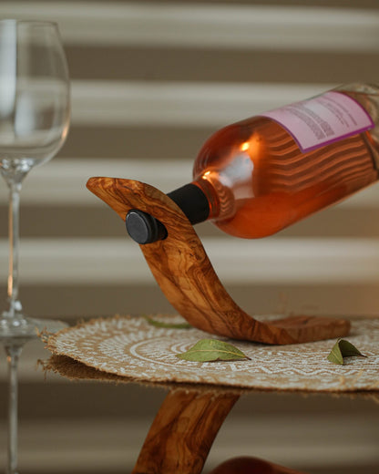 Olivewood Wine Bottle Holder - Tunsouk | Premium Olive Oil 🫒 & Olivewood