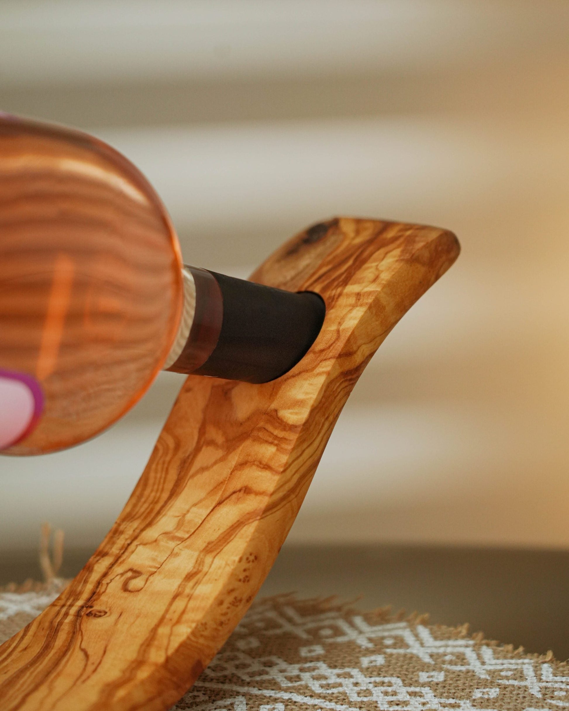 Olivewood Wine Bottle Holder - Tunsouk | Premium Olive Oil 🫒 & Olivewood