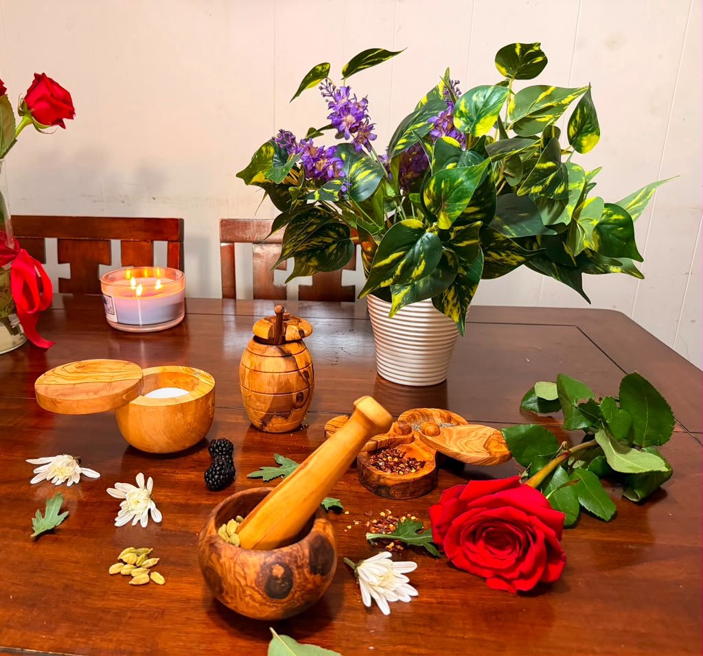 The 4-Piece Olive Wood Countertop Set - Tunsouk | Premium Olive Oil 🫒 & Olivewood