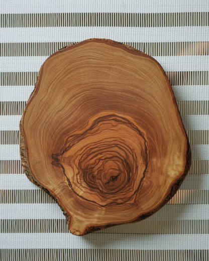 WOOD CUTTING BOARD - Tunsouk | Premium Olive Oil 🫒 & Olivewood