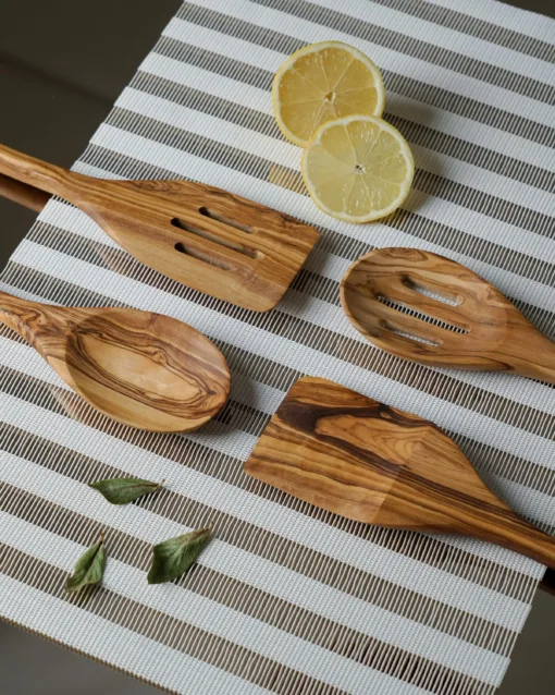 Olive Wood Kitchen Set of 5 + Beeswax Kit - Image 6